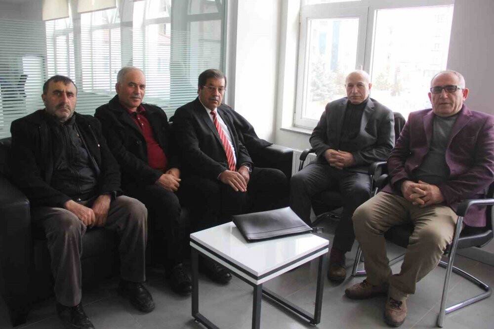 Depremzedeler için seferber olup 177 bin lira topladılar