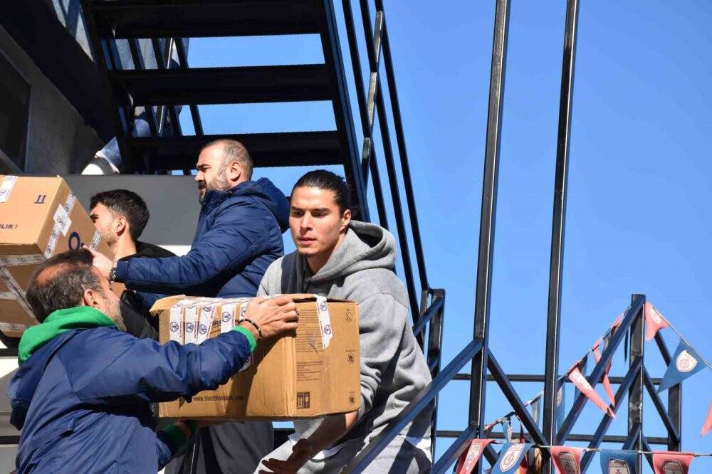 Gökhan Ünal: "Birlik ve beraberlik zamanı"