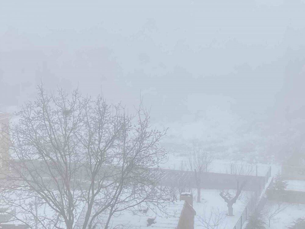 Kulu’da yoğun sis etkili oldu