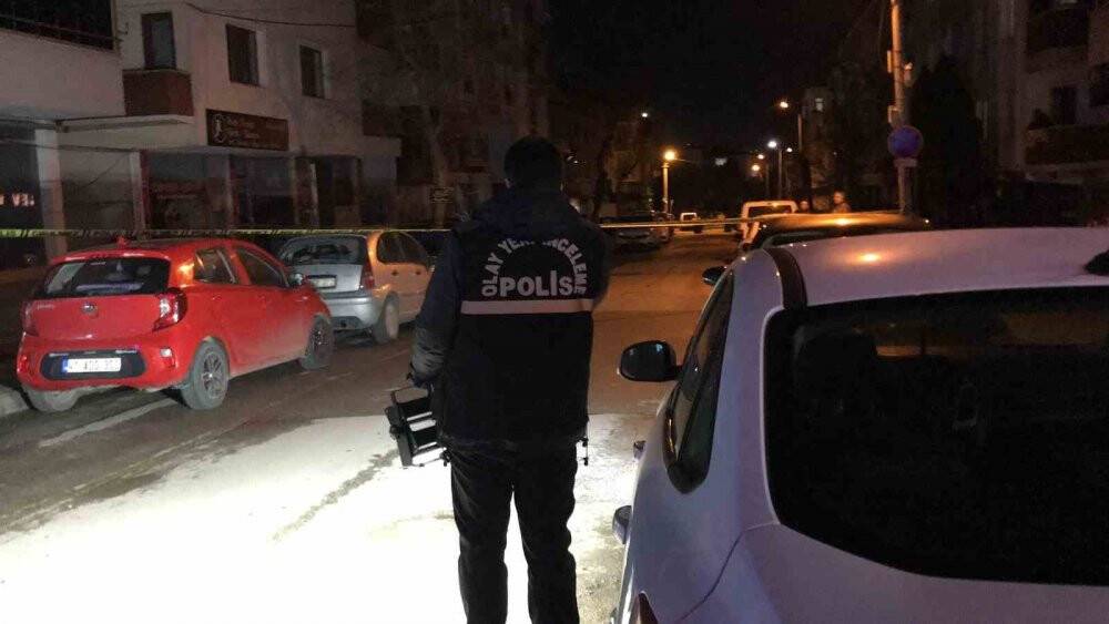 Evinin önünde acımasızca öldürüldü
