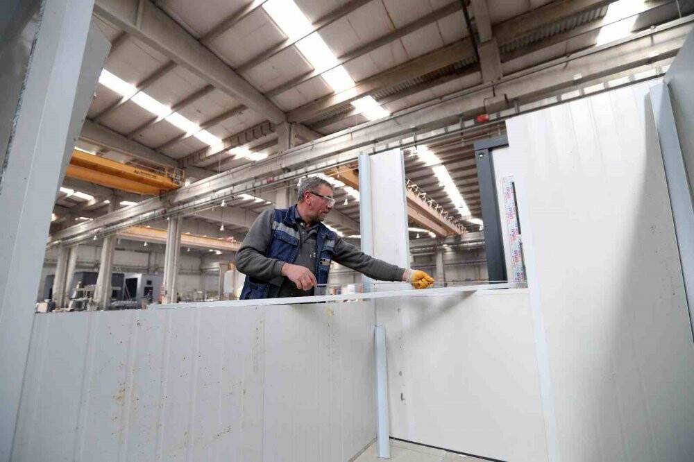 Konya Hatay'da konteyner kent kuracak