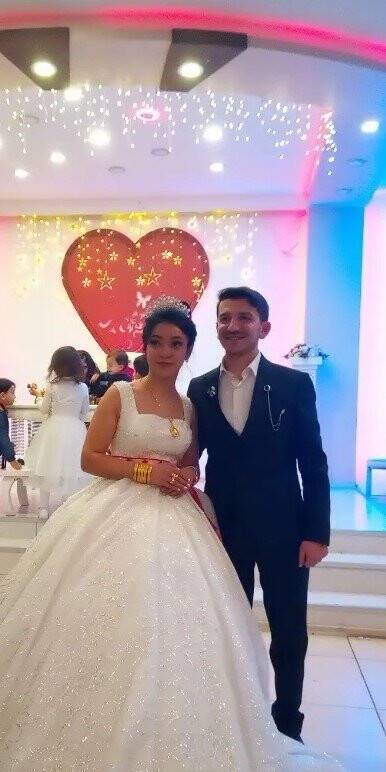 Evlendikleri gün depremde öldüler