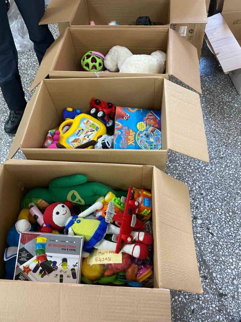 ‘Oyuncağını Kardeşinle Paylaş’ kampanyası başlatıldı