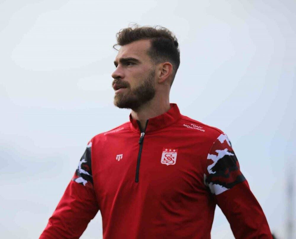 Sivassporlu Goutas'tan, depremzedelere 700 bin TL