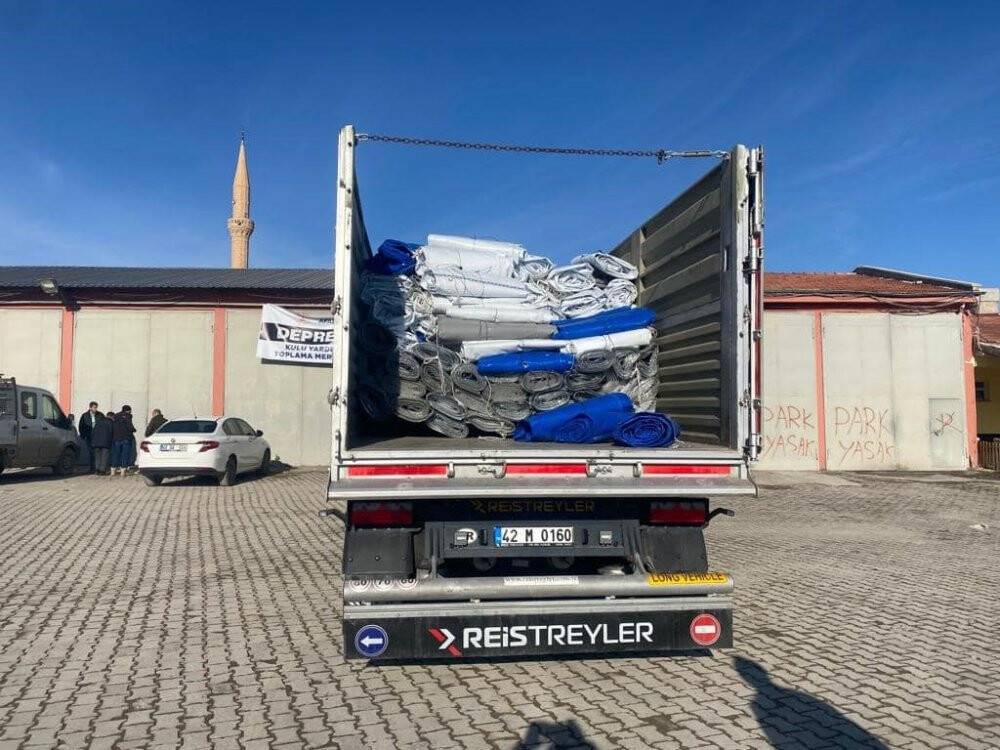 Kulu’dan depremzedelere çadır ve ısıtıcı yardımı
