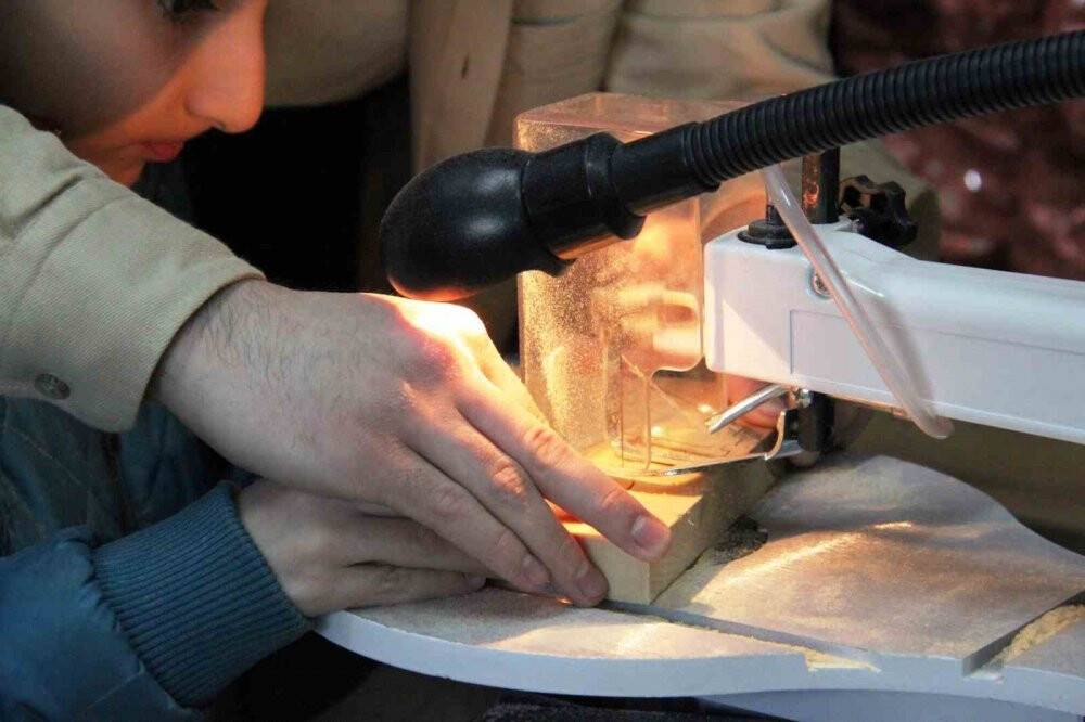 Yazılım mühendisliği okuyan öğrencilerden depremzede çocuklara oyuncak