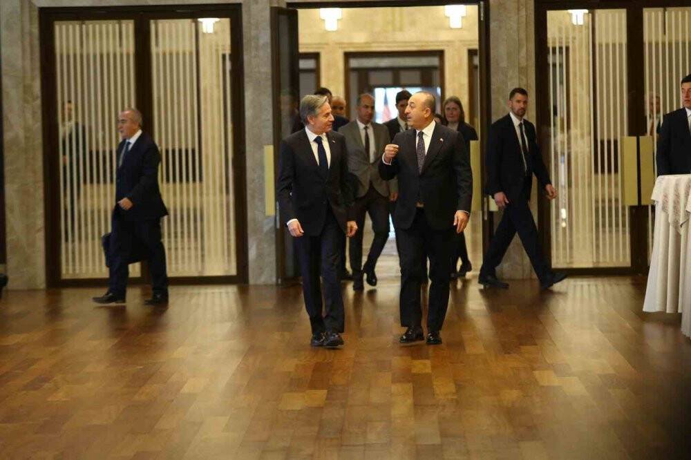 Çavuşoğlu: ABD'den şartlara bağlanarak F-16 almamız mümkün olmaz