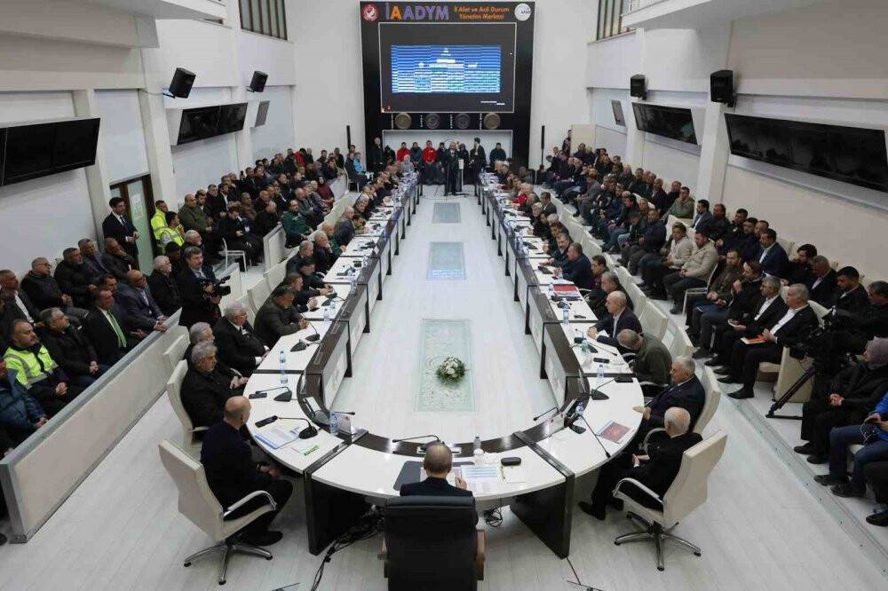 Cumhurbaşkanı Erdoğan, Hatay’da kanaat önderleri ve STK temsilcileri ile bir araya geldi