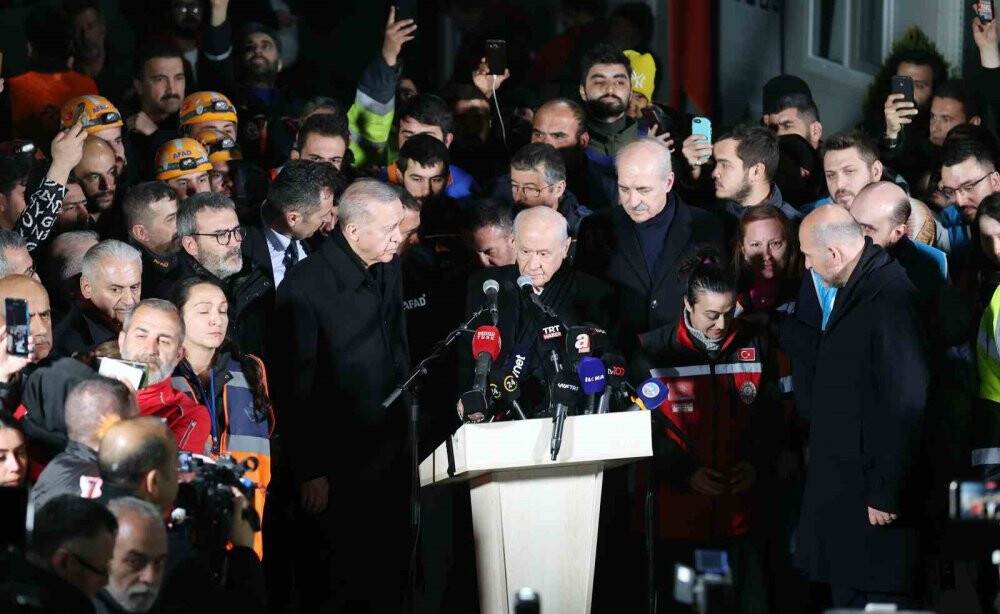 Cumhurbaşkanı Erdoğan: "Mart ayı içerisinde 11 ilde 200 bin konutun temelini atıyoruz"