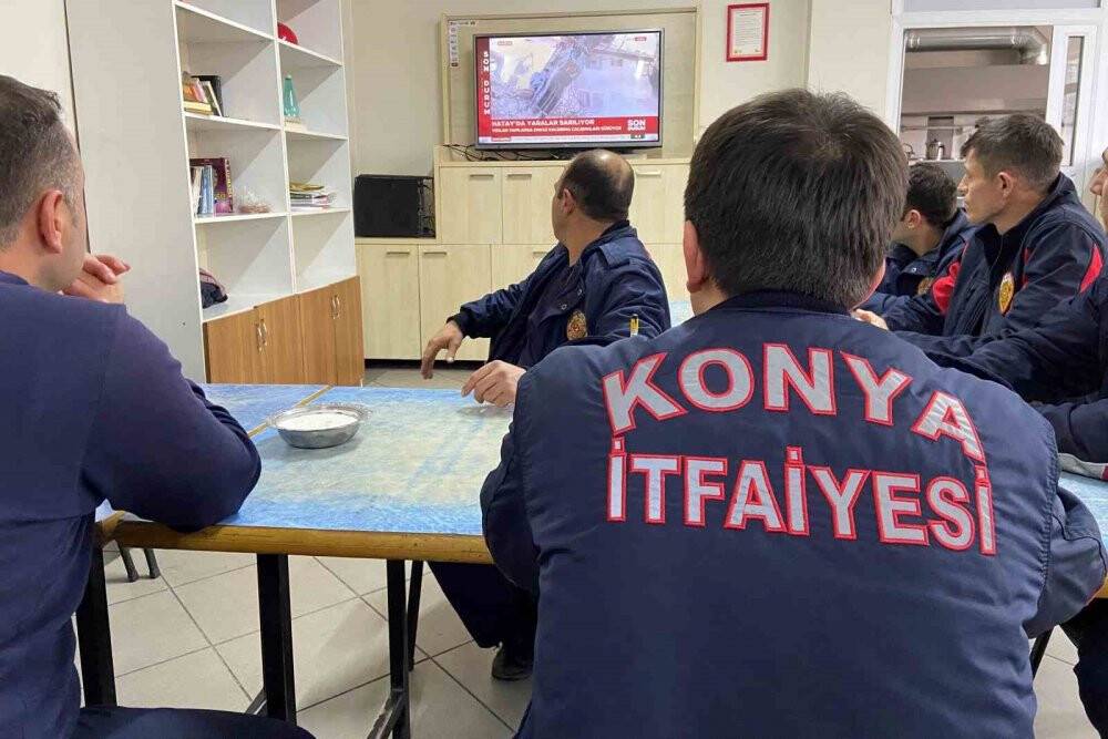 168 kişiyi kurtaran Konya itfaiye ekiplerinin bir kısmı döndü