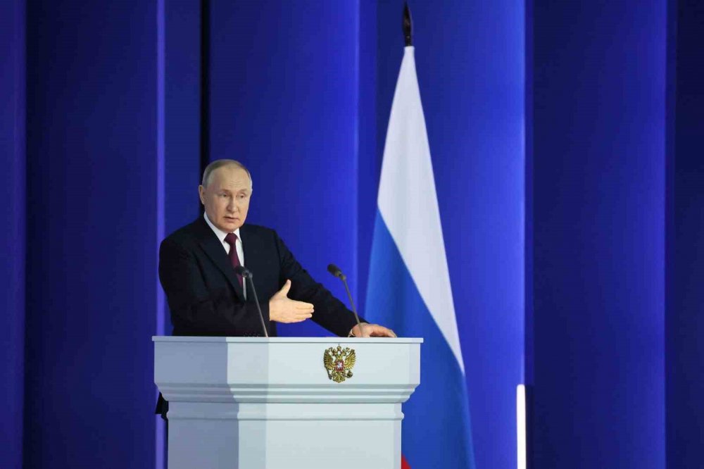 Vladimir Putin'den nükleer rest: Askıya alıyoruz
