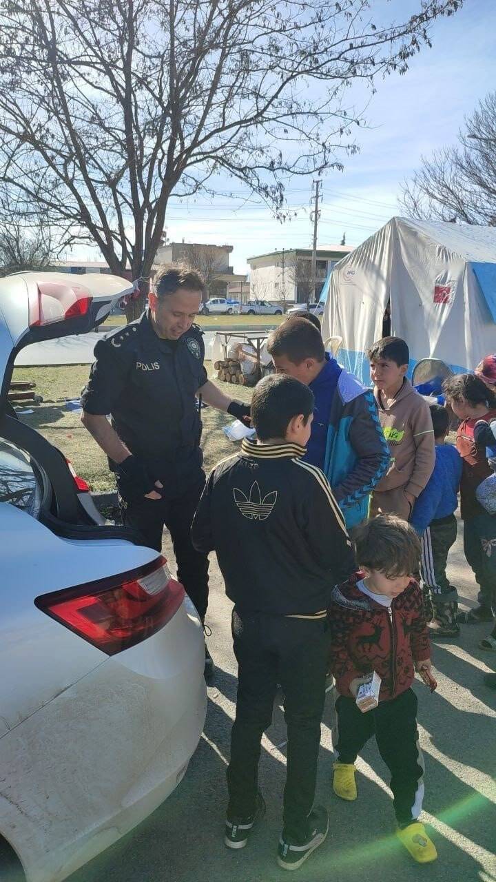 Emniyet müdüründen  duygu dolu paylaşım