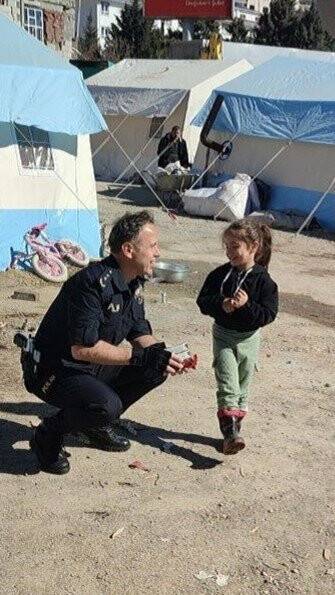 Emniyet müdüründen  duygu dolu paylaşım