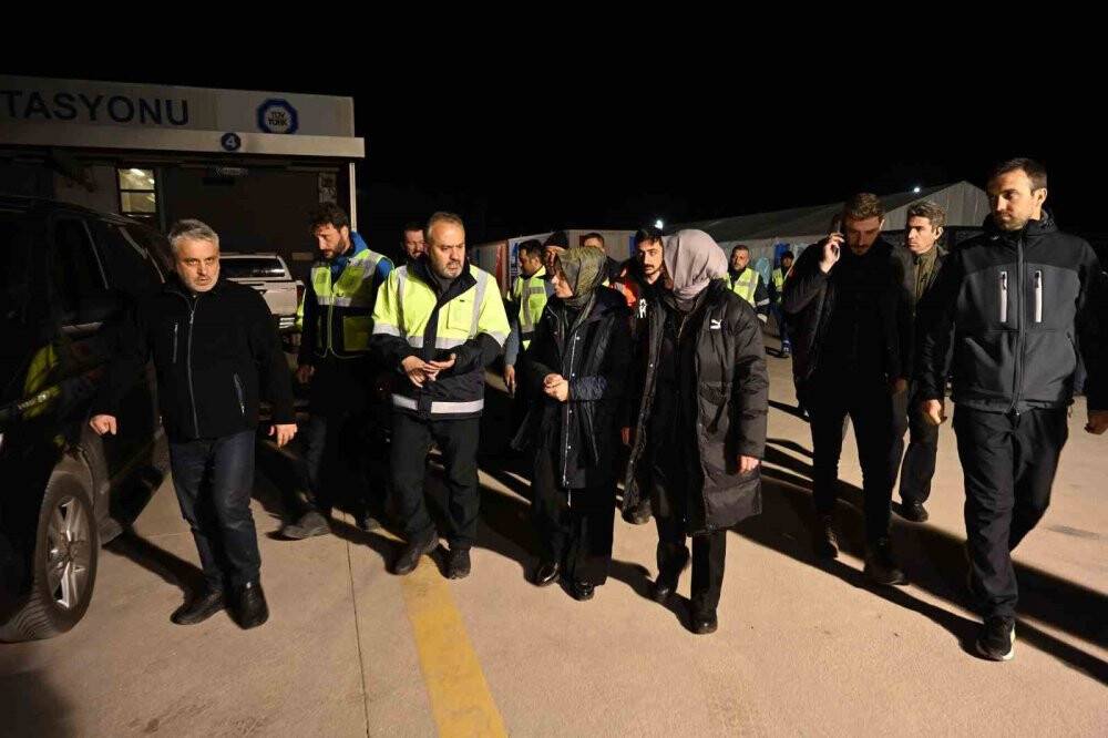 Konya Milletvekili Usta: Hatay'da büyük bir Bursa ailesi gördüm