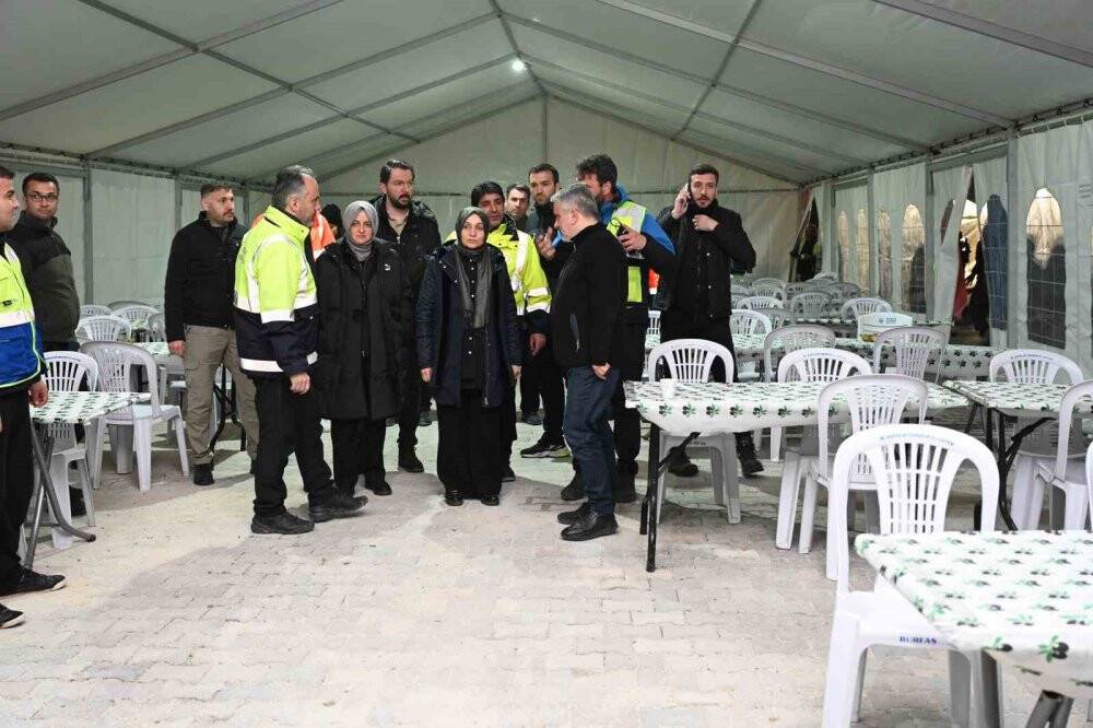 Konya Milletvekili Usta: Hatay'da büyük bir Bursa ailesi gördüm