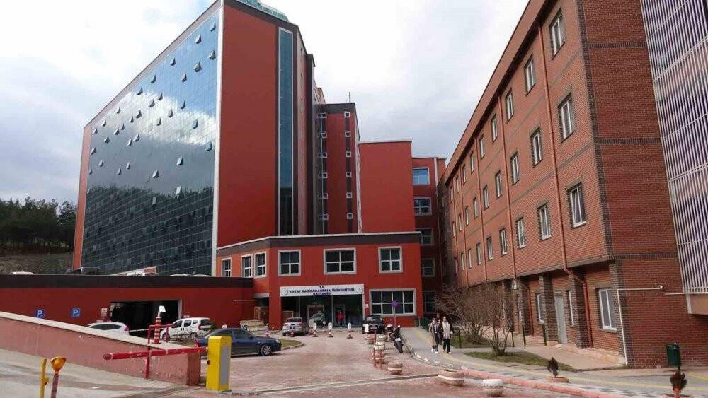 Doğalgazı açmak için eve girdi, deprem yakalandı