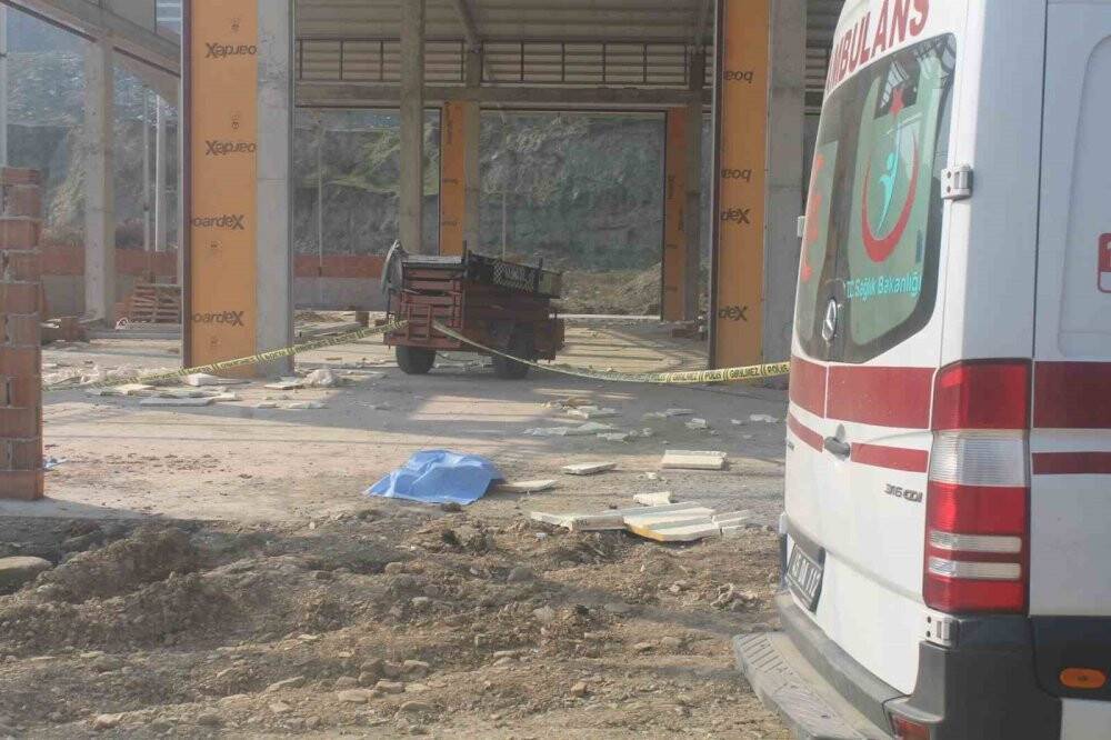Çatıdan düşen işçi öldü