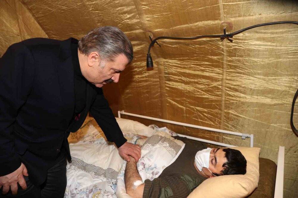 Bakan Koca: “Görev yeri deprem bölgesi olan ve tayin isteyen sağlık personeli için düzenleme yaptık”