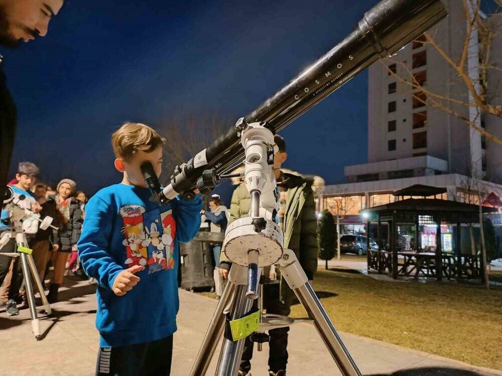 Depremzede çocuklar Konya Bilim Merkezi'yle tanıştı