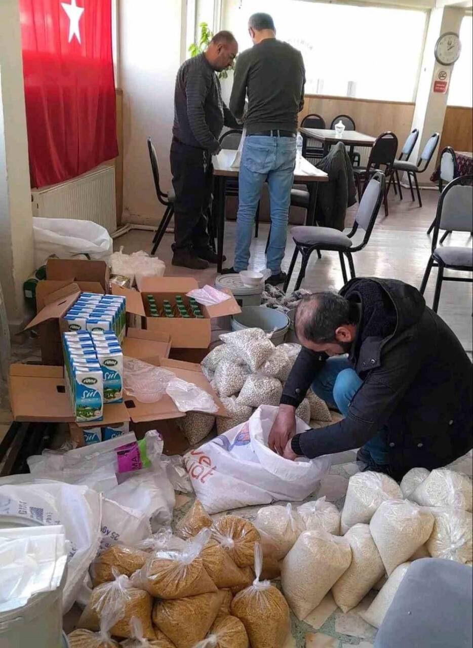 KURDER Depremin yaralarını sarmak için çalışıyor