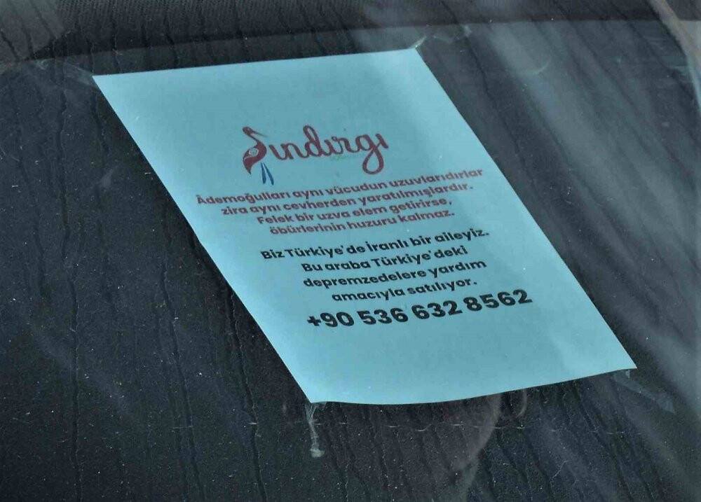 İranlı aile depremzedeler için arabasını satışa çıkardı