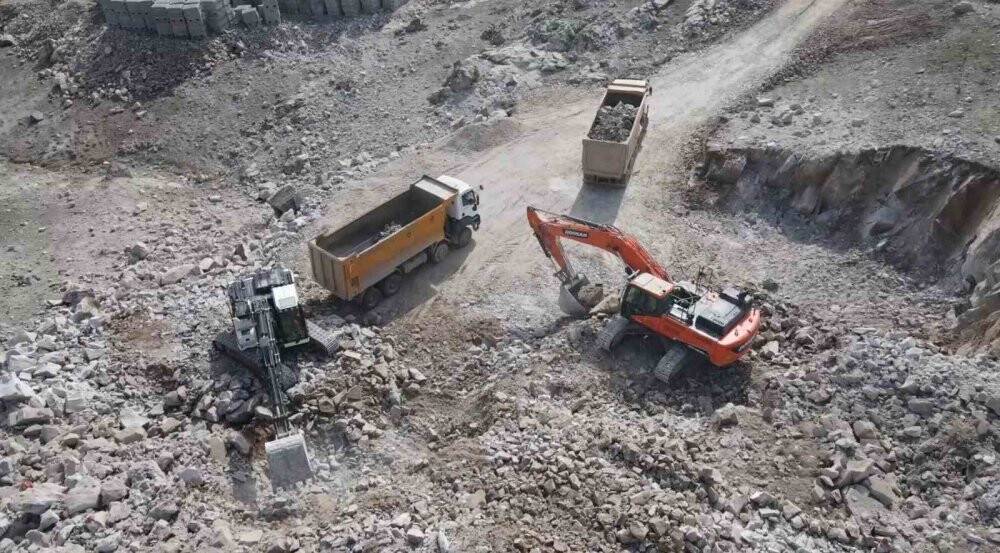 Bakan Kurum duyurdu! İlk kazmayı vurduk