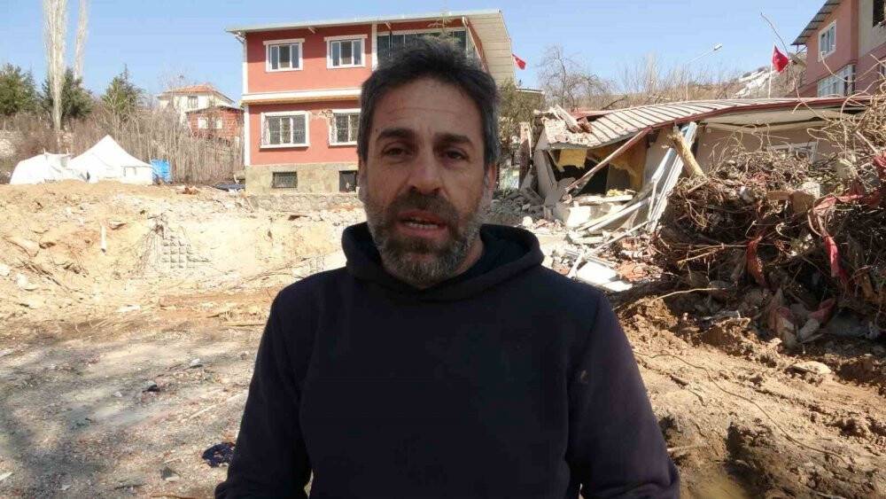 Depremde evleri yıkılan vatandaşlar: "Evler patır patır döküldü"