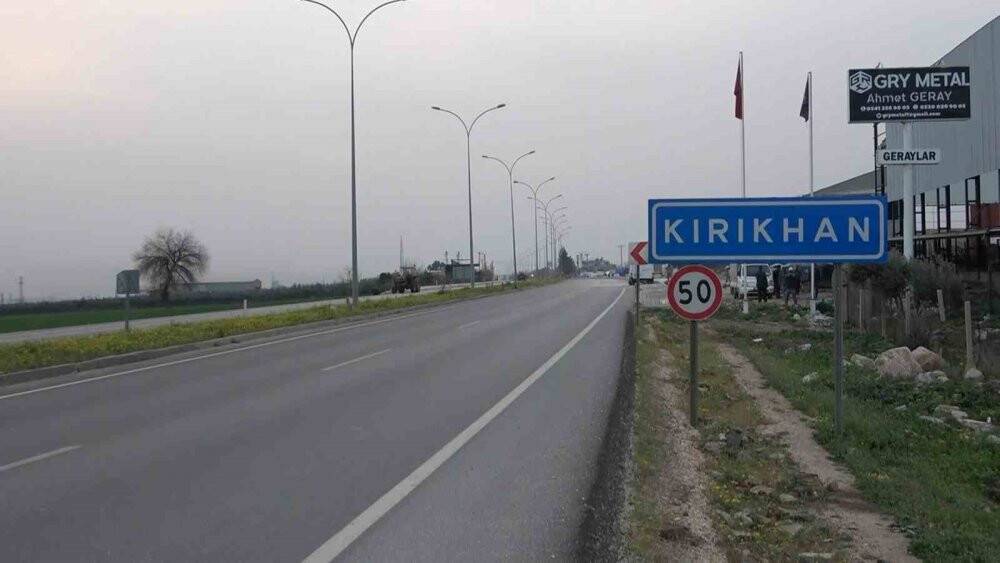 Depremzedelerin yardımına koşarken yaşamını yitirdi