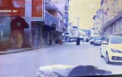 Dolandırıcıdan Oscar’lık hareket, o anlar kamerada