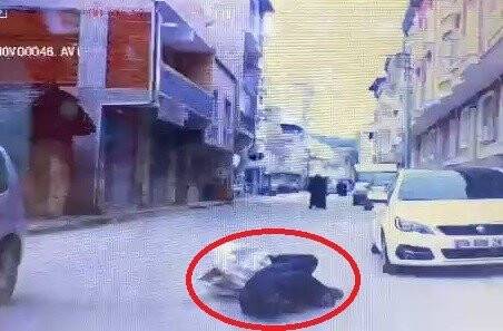 Dolandırıcıdan Oscar’lık hareket, o anlar kamerada