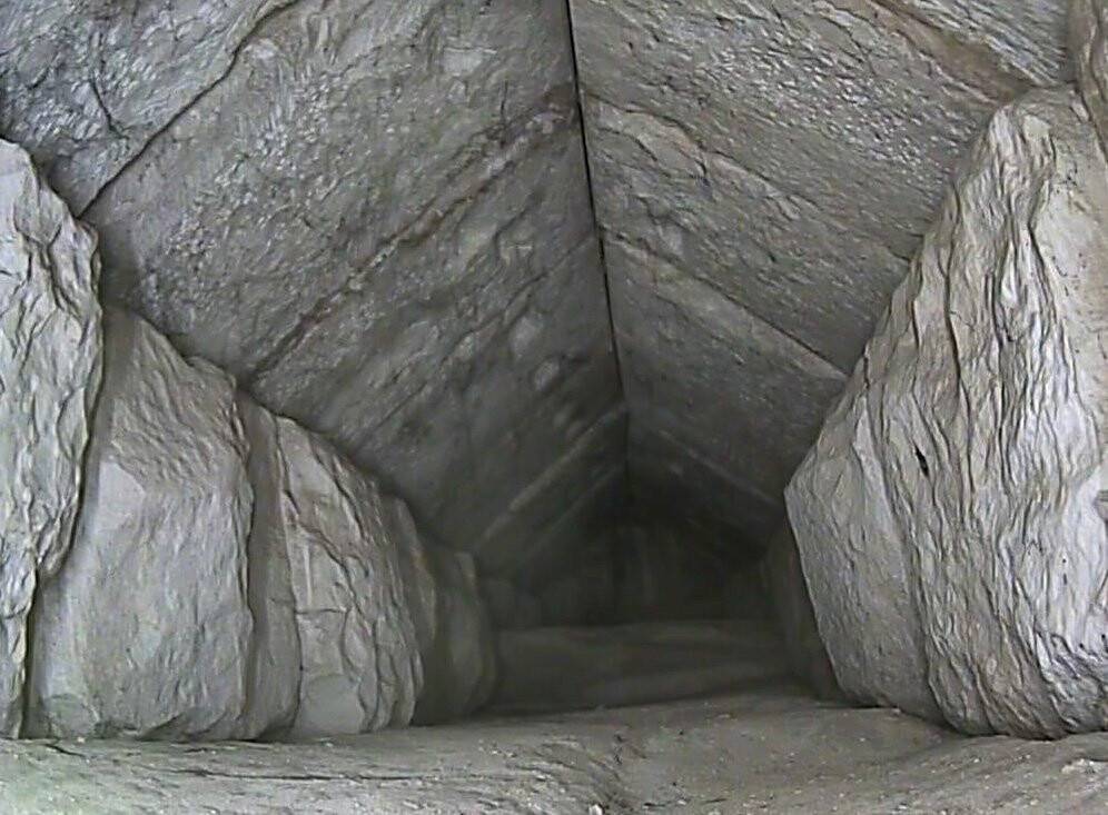 Gizli bir koridor keşfedildi