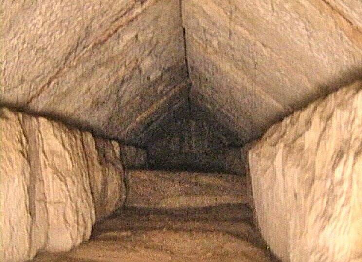 Gizli bir koridor keşfedildi