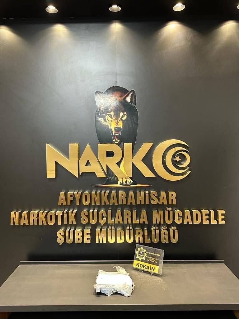 Zehir tacirlerinden yakalanmamak için ilginç saklama yöntemi