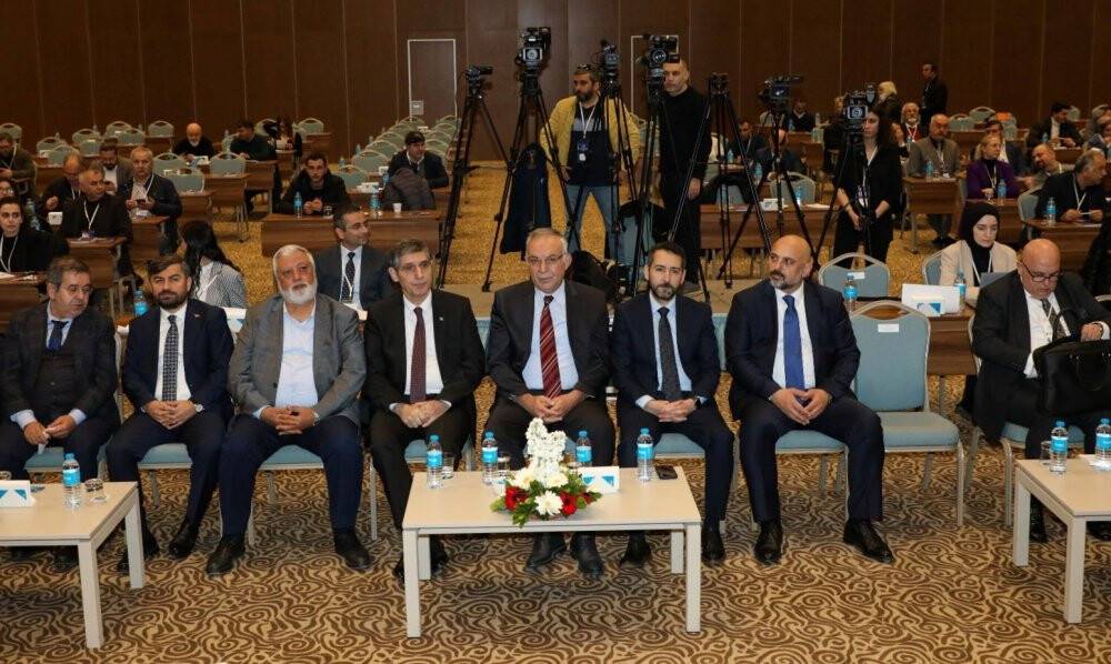 Yerel ve bölgesel yayıncılar Konya’da bir araya geldi