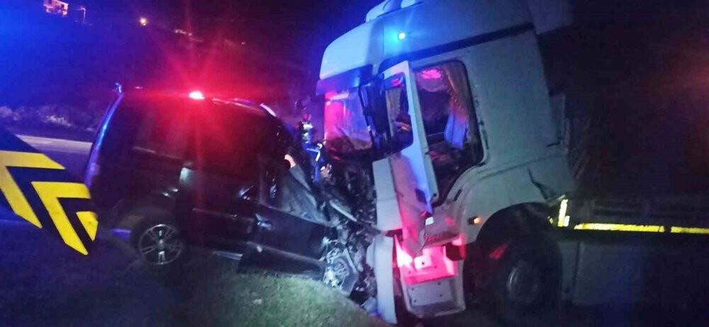 Asker eğlencesi dönüşü kazada can verdi