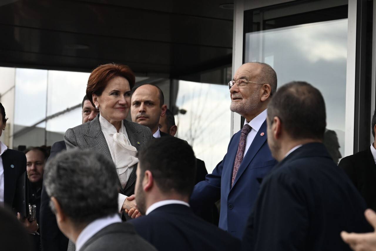 aa-20230306-30492919-30492915-iyi-parti-genel-baskani-aksener-saadet-partisi-genel-baskani-karamollaoglu.jpg