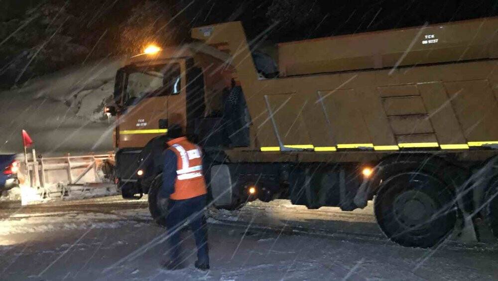 Antalya-Konya karayolunda kar yağışı
