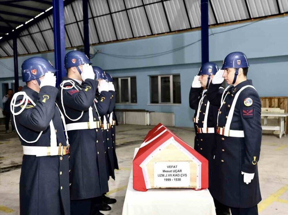 Uzman çavuşa Konya'da veda