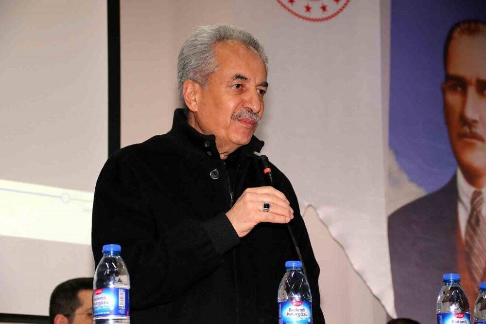 Akşehir’de depremzedelere özel kandil programı