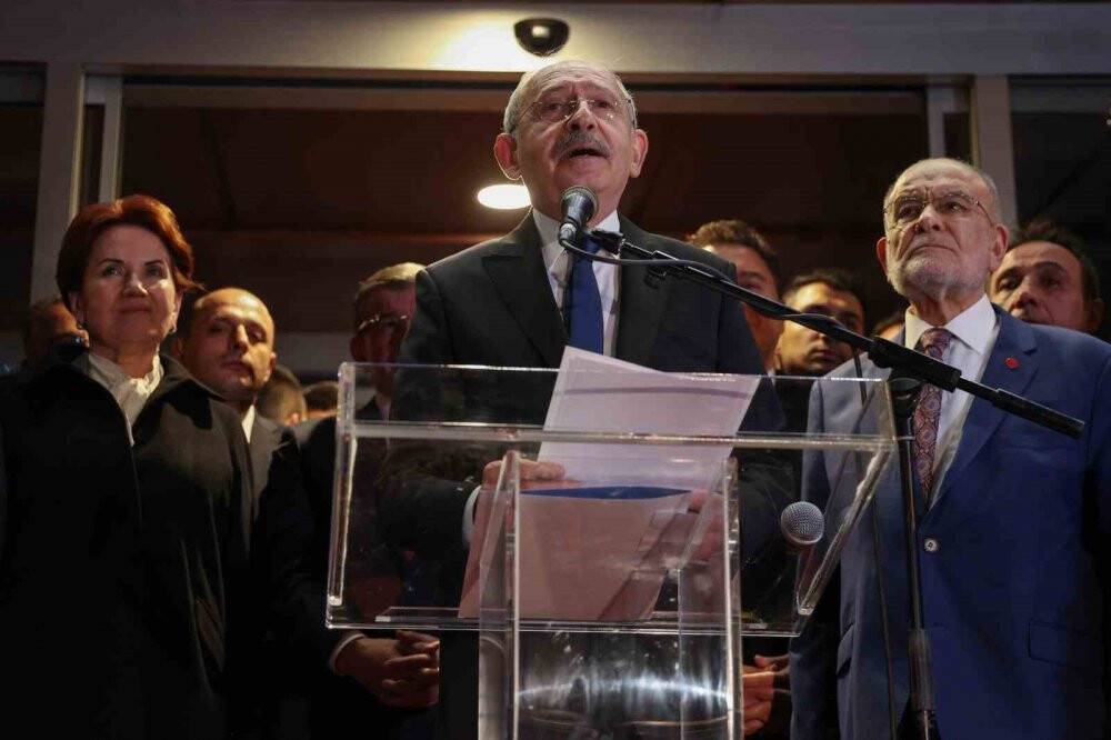 Akşener masadan ikinci kez kalktı iddiası ortalığı karıştırdı