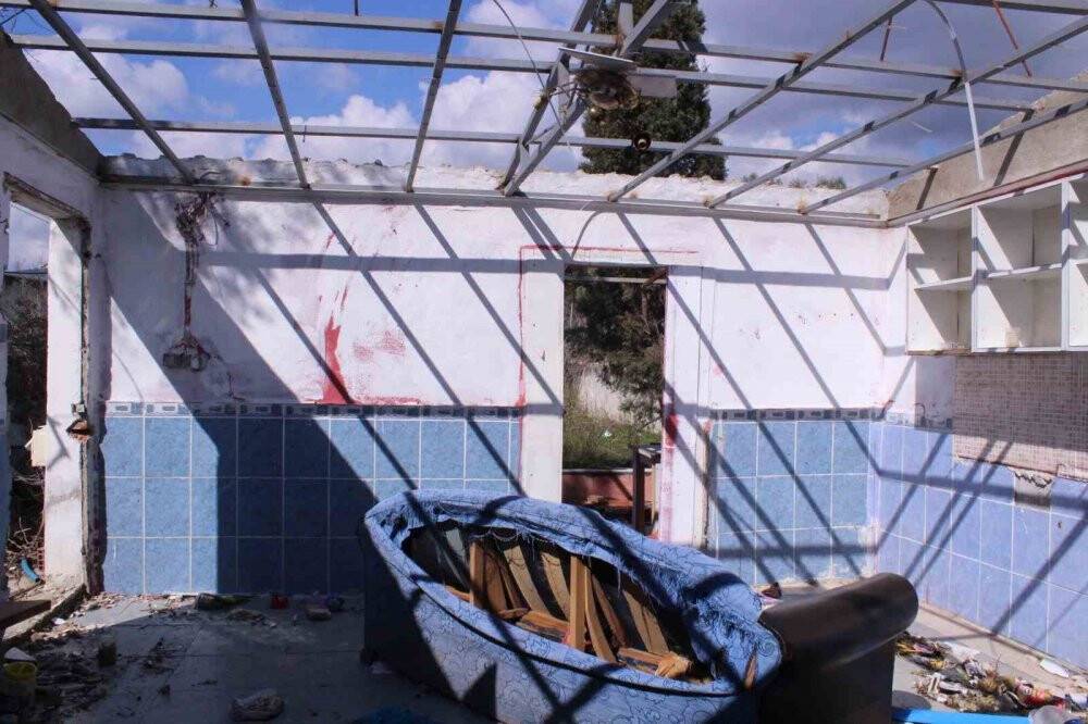 Hırsızlar evi çaldı