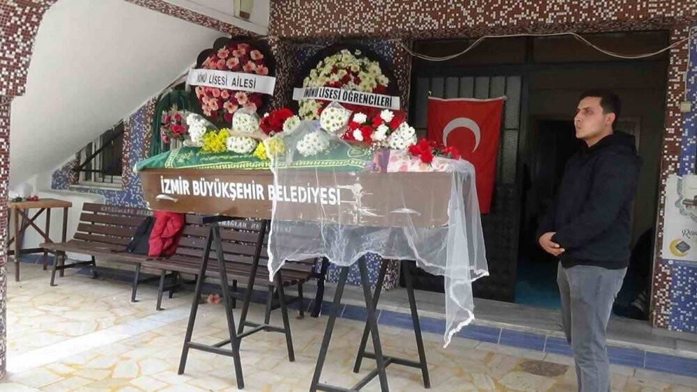 Kaçırıldığı araçtaki kazada hayatını kaybetmişti; duvakla uğurlandı