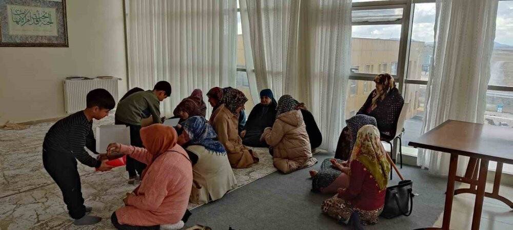 Kulu’da depremzedeler için kandil programı düzenlendi