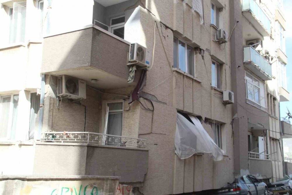 5 otomobil, 50 kişinin hayatını kurtardı