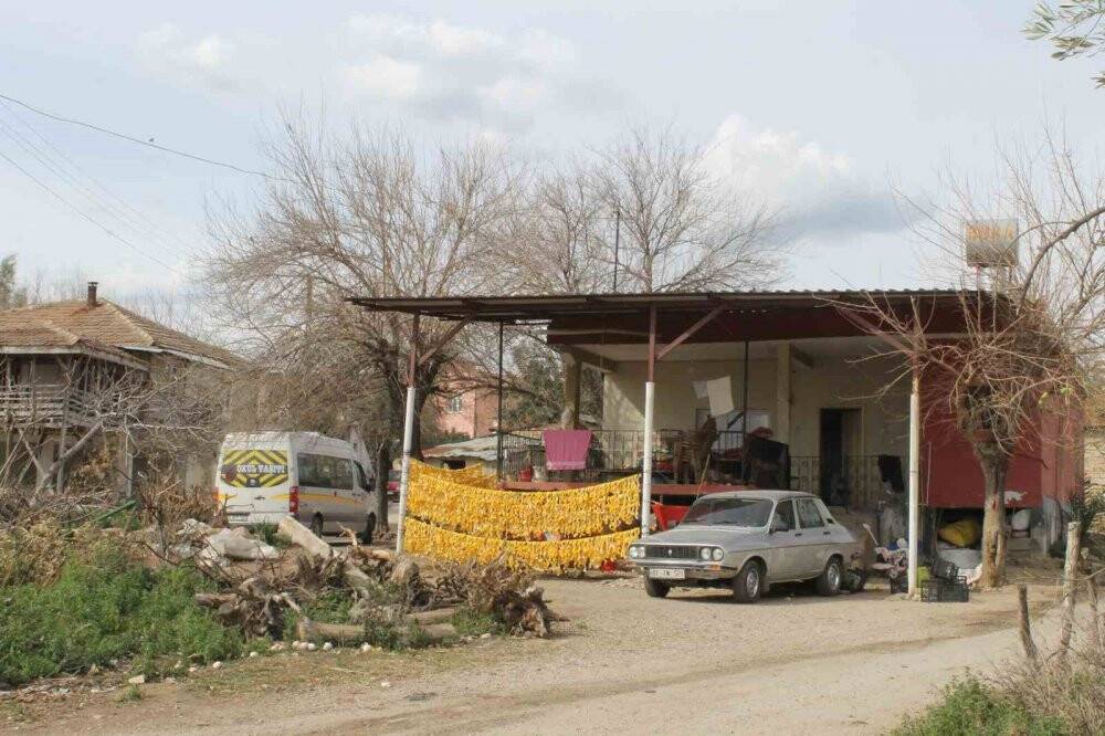 Geçim kaynakları oldu: 3 TL'ye 18'e satıyorlar