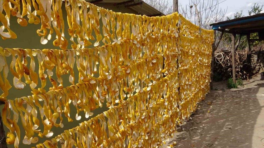 Geçim kaynakları oldu: 3 TL'ye 18'e satıyorlar