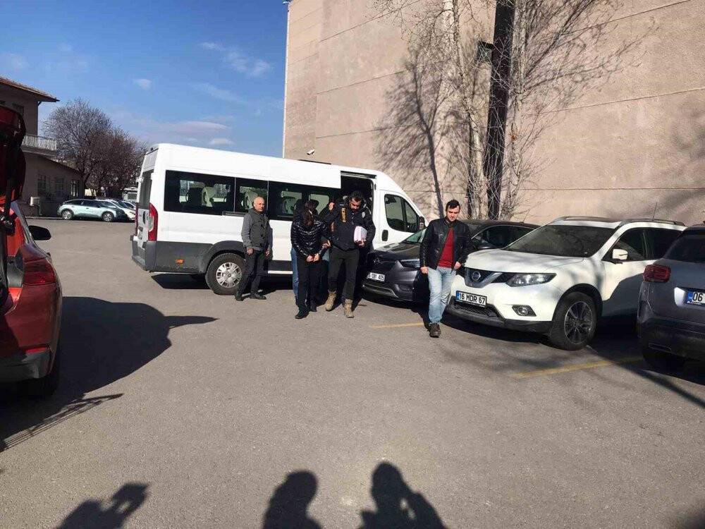 Sahte ev ilanıyla depremzedeleri dolandırdılar