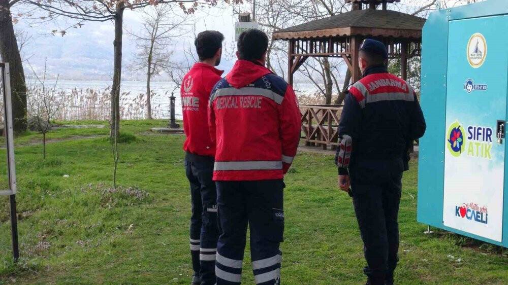 Kano alabora oldu: Yüzerek kıyıya çıktılar