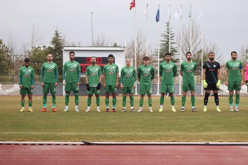 1922 Konyspor'dan çok önemli galibiyet