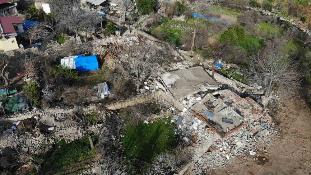 Asrın felaketi Hatay’da bir köyü yerle bir etti